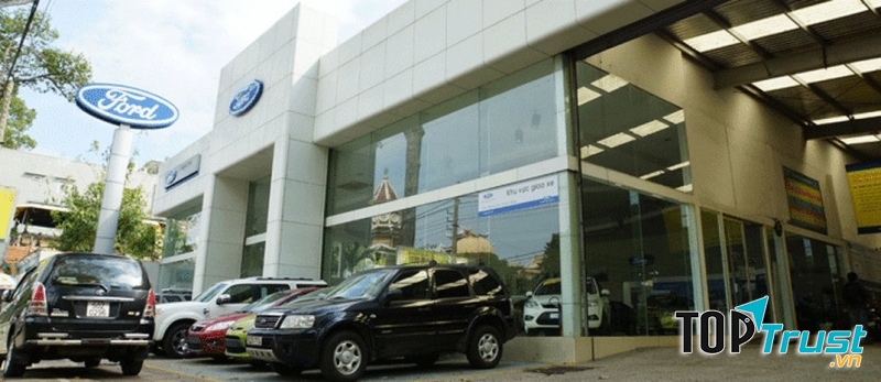 Hình ảnh showroom Sài Gòn Ford - Cao Thắng.