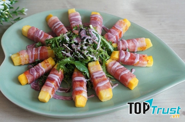 Sai lầm khi nấu ăn: khoai lang chiên được phủ phô mai