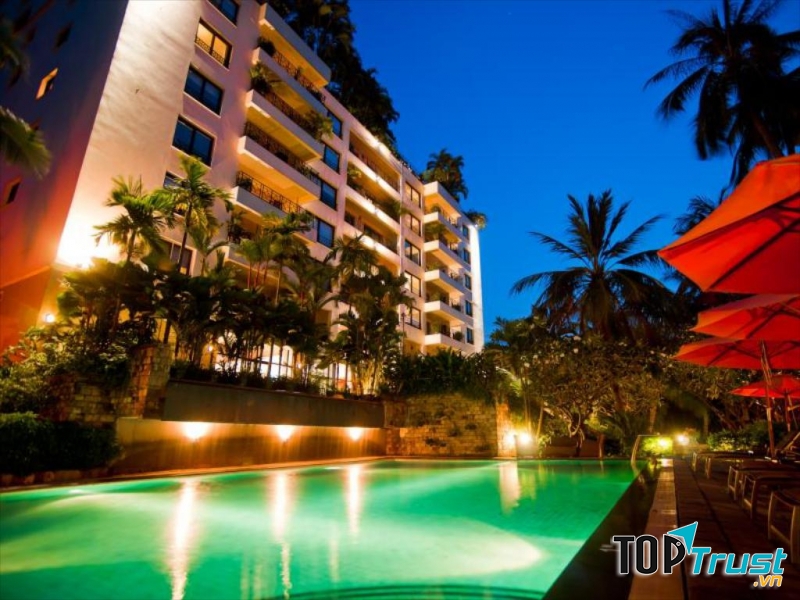 Khách sạn Residence