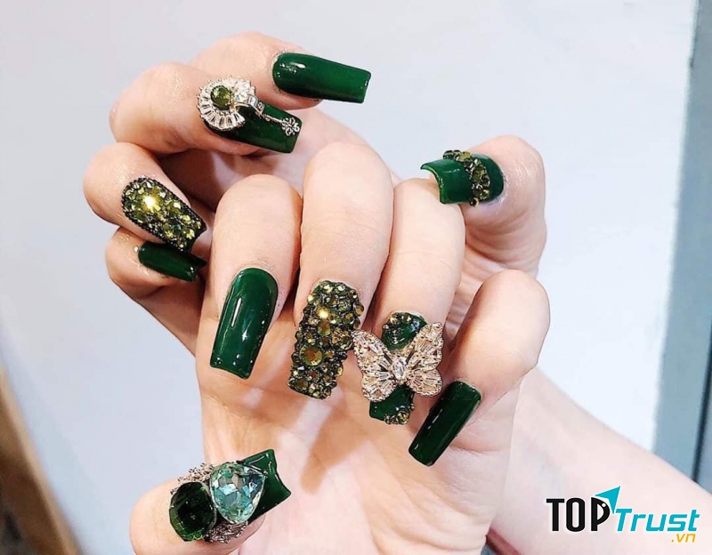 Saigon Nail
