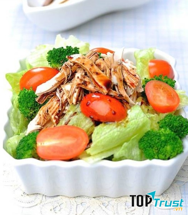 Salad thịt gà thơm ngon