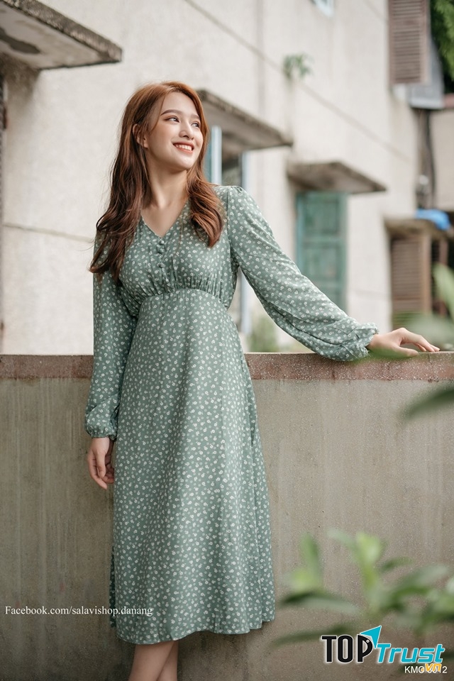 Mẫu mã thì được update liên tục, kính thưa các loại từ váy, áo thun tới quần jean … tất cả đều cực chất