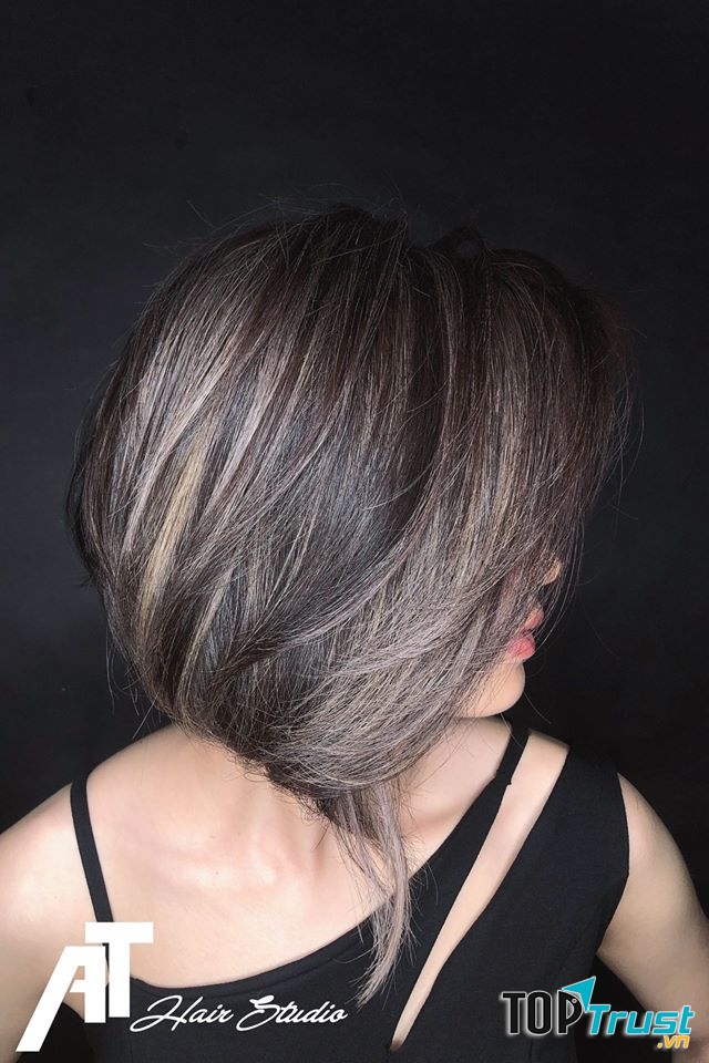 Salon Anh Tú