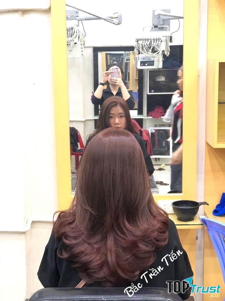 Salon Bắc Trần Tiến