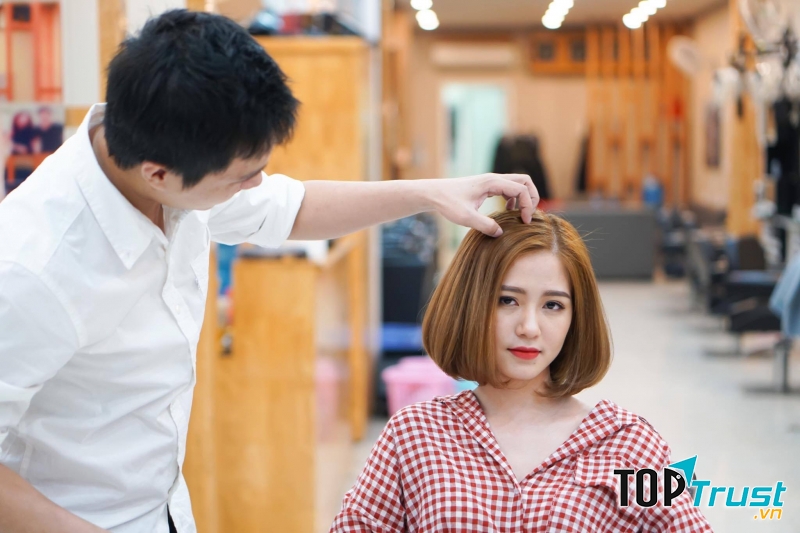 Salon Bắc Trần Tiến