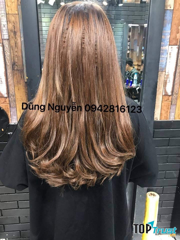 Salon Dũng Nguyễn