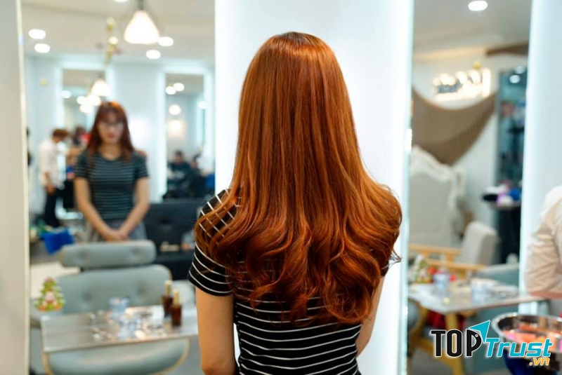 Salon Dũng Sài Gòn