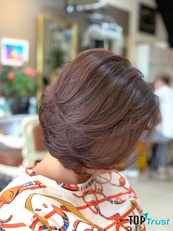 Toni Hoà Hair Salon