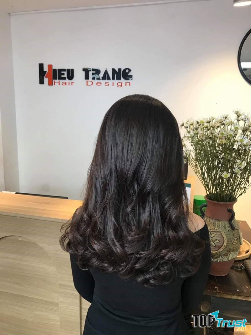 Salon Hiếu Trang