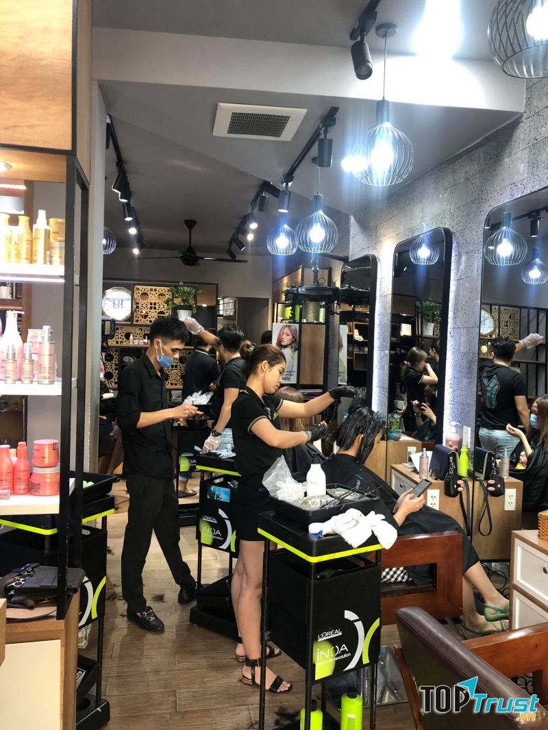 Salon LÊ HIẾU