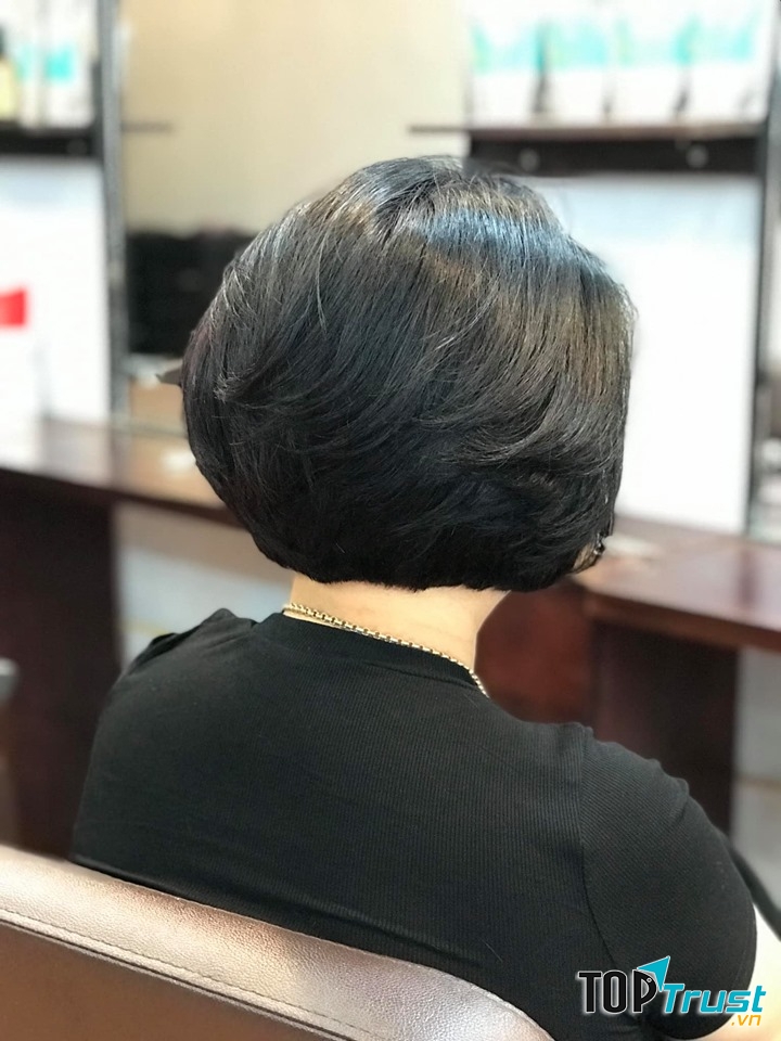 Salon Liêm Nguyễn