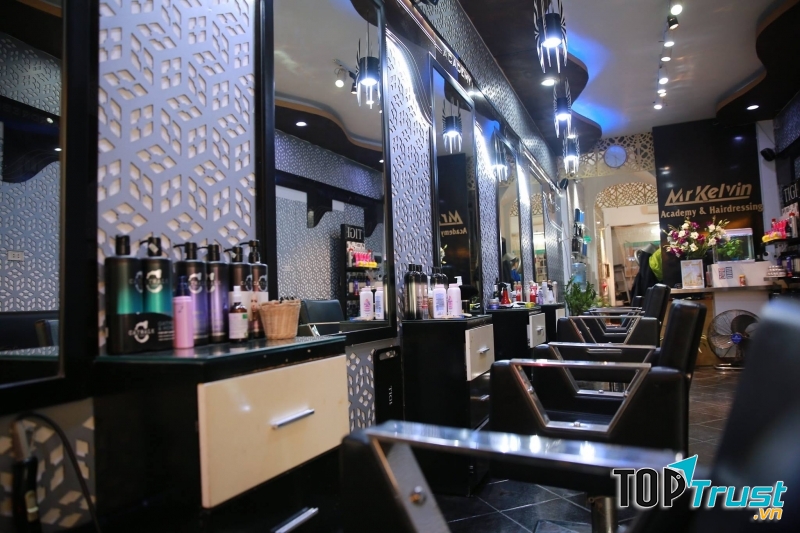 Không gian cực đẹp, hiện đại, mang lại cảm giác thoải mái cho khách hàng.