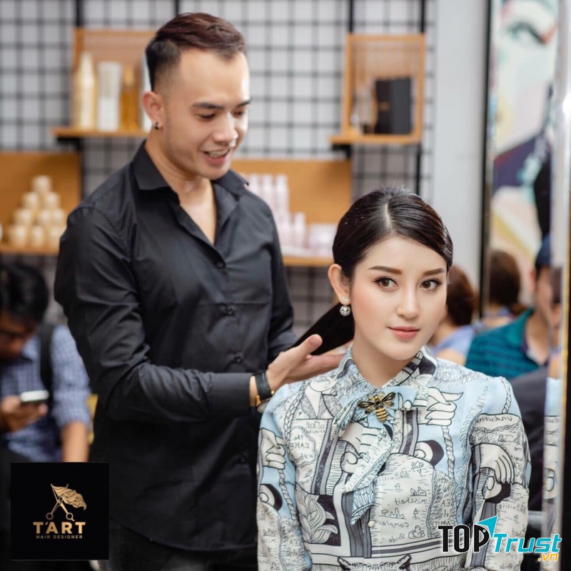 Màu tóc ấn tượng và táo bạo tạo nên thương hiệu cho Salon Neo Image
