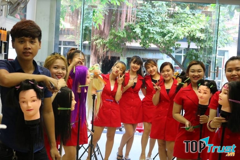 Salon Ngọc Trinh Quy Nhơn