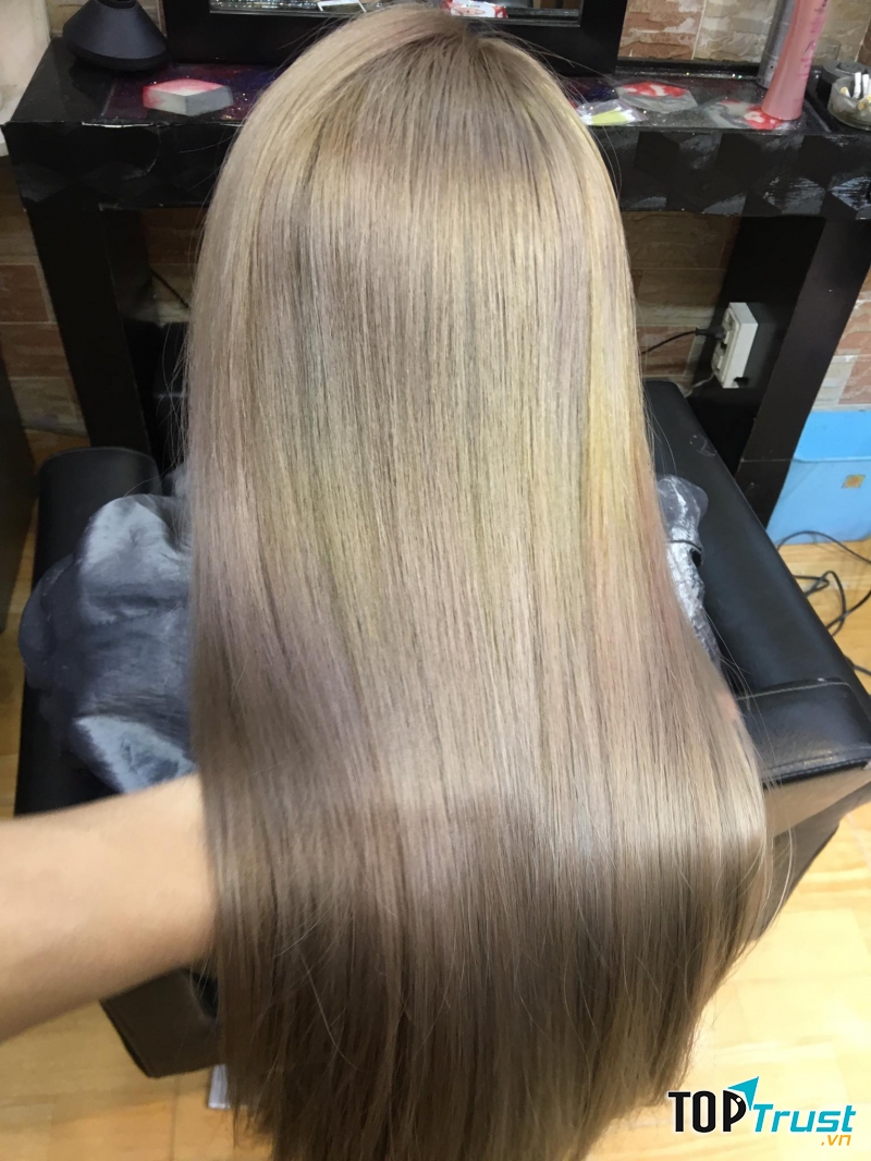 Salon Nhuộm Tóc Sơn