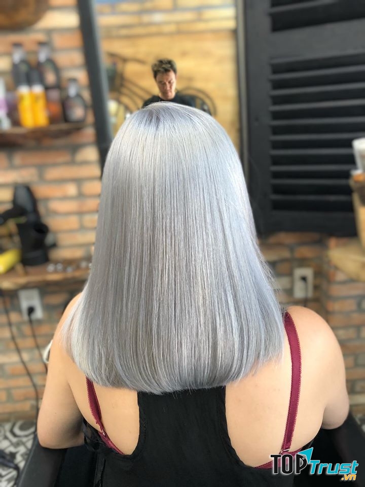 Salon Tài Hậu