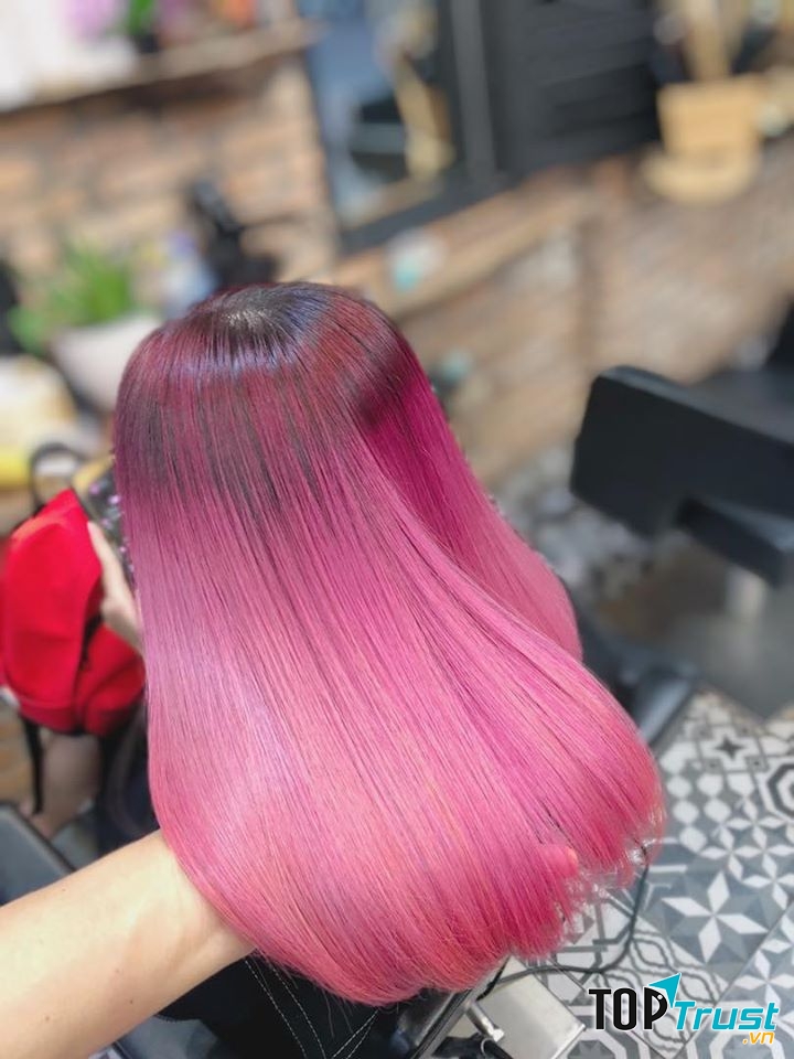 Salon Tài Hậu