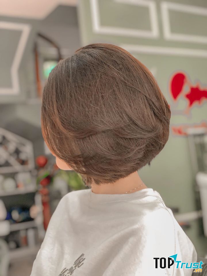 Salon Thái Nguyễn