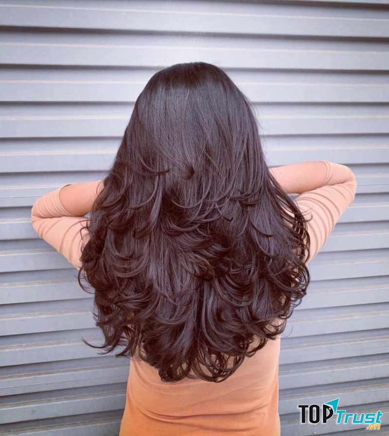 Salon Thái Nguyễn