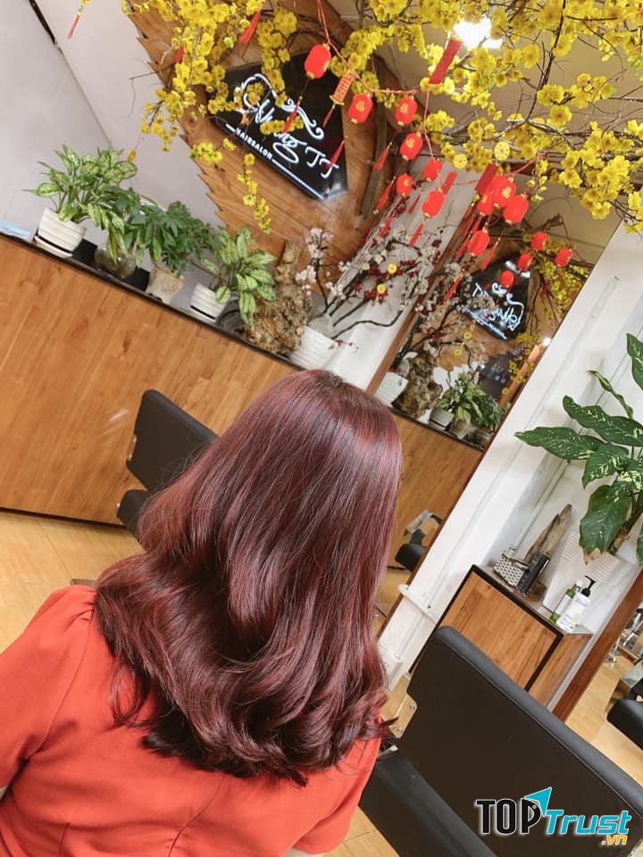 Salon Thắng TT