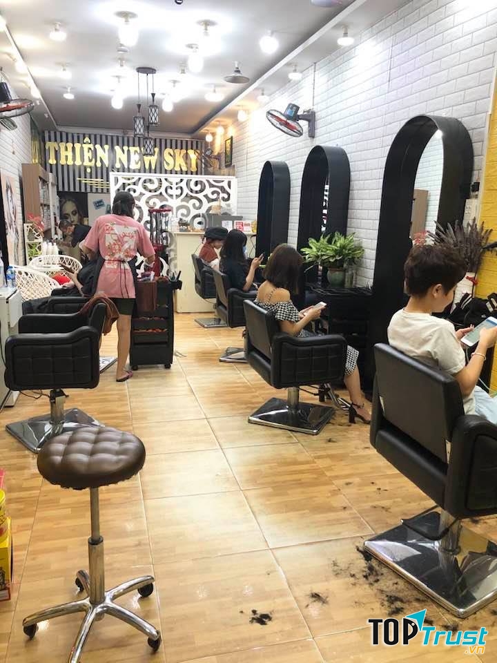 Salon Thiện Nguyễn