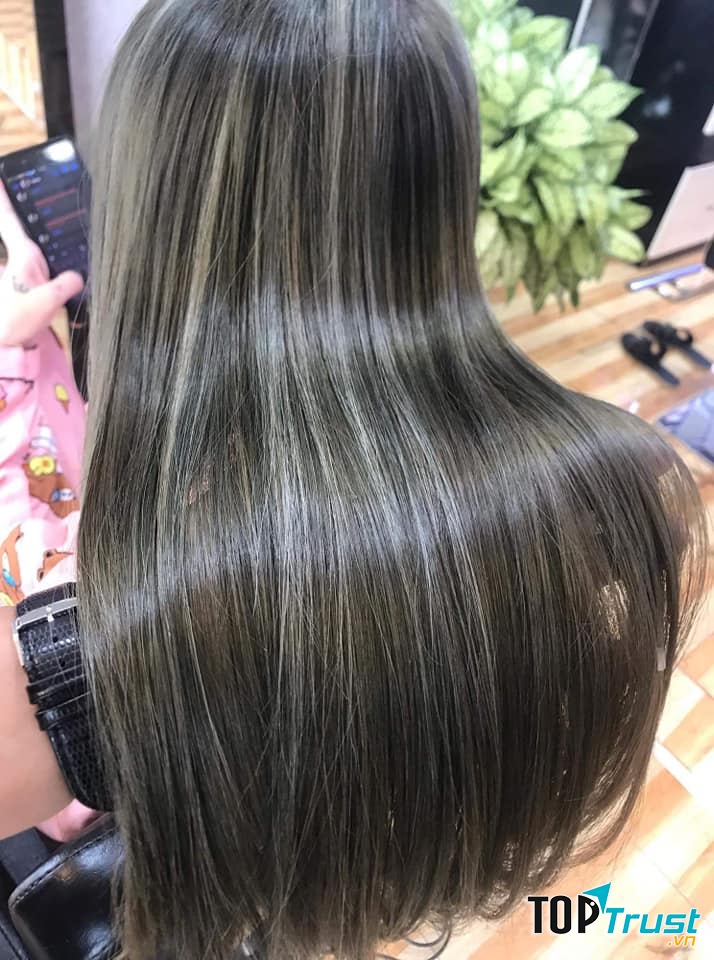 Salon Tóc Rối