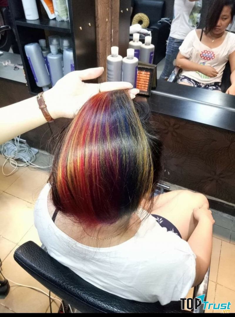 Salon Tóc Sài Gòn