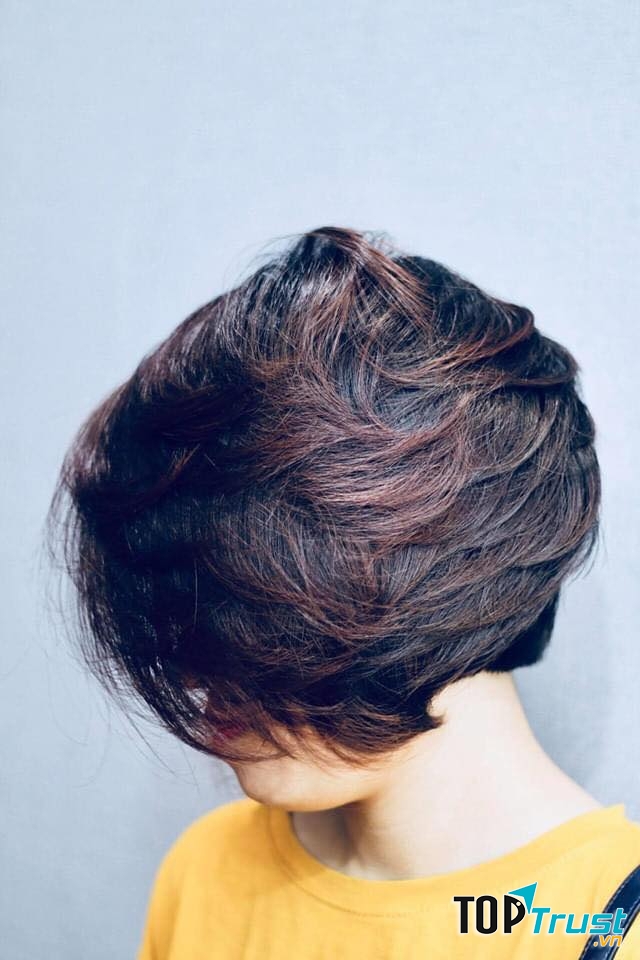 Salon Tony Thực