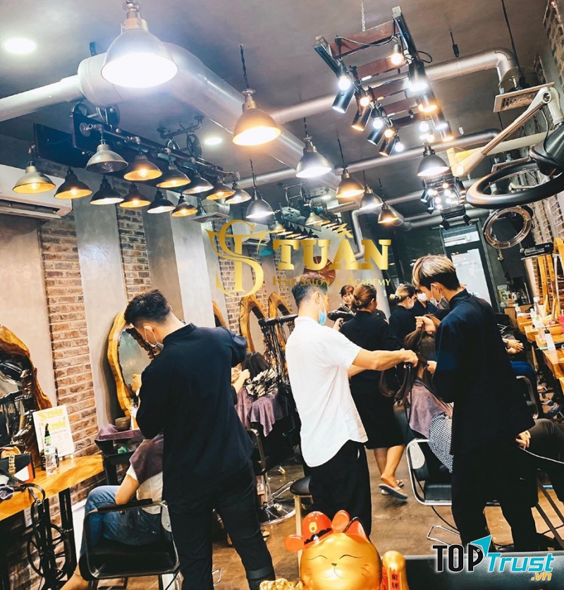 Tuấn Salon Hair