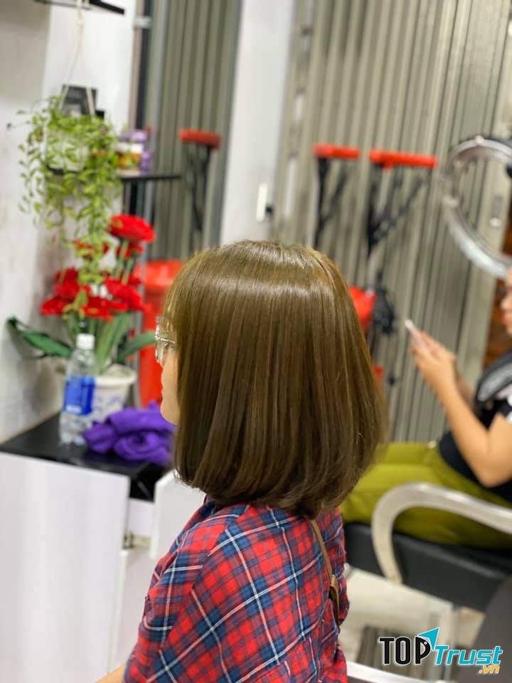 Salon Võ Đông Tín