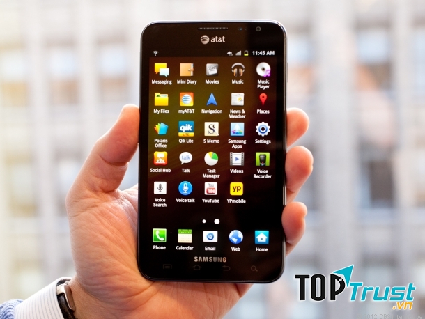 Màn hình 5.5 inch của Galaxy Note hỗ trợ tối ưu hiển thị cho người sử dụng