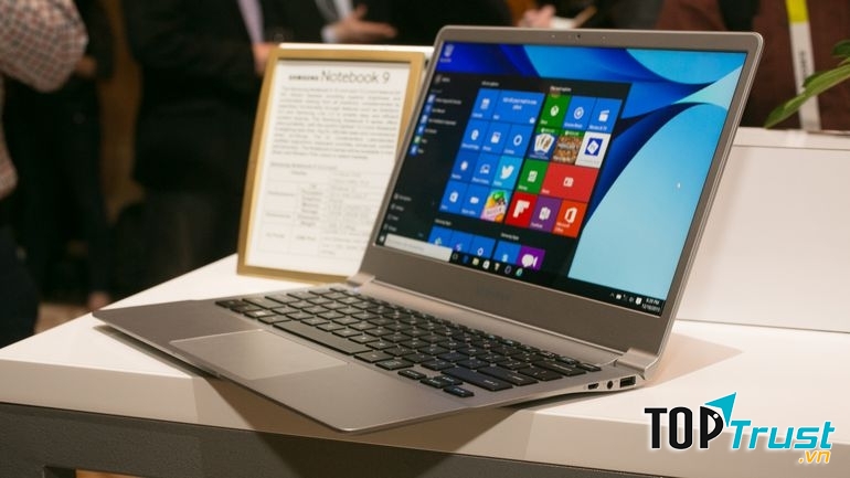 Samsung ghi điểm nhờ thiết kế cao cấp của Notebook 9