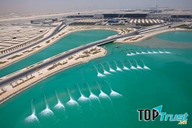 Sân bay quốc tế Hamad (Qatar) nhìn từ trên cao