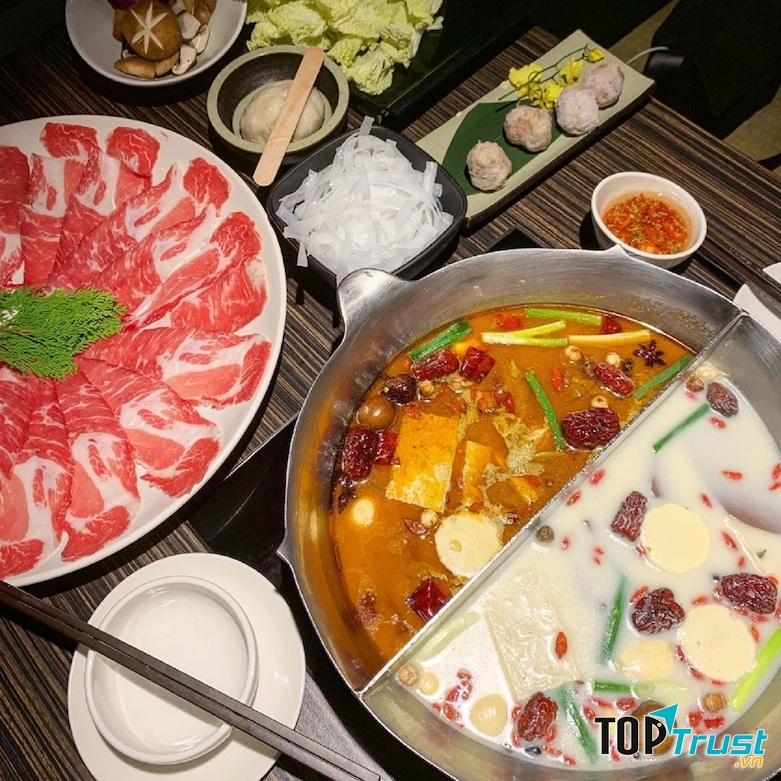 Lẩu tại San Mama
