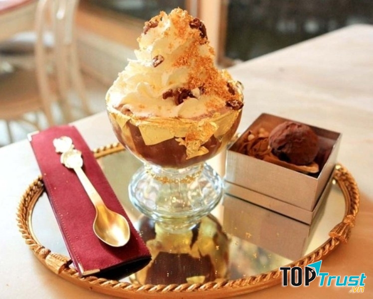 Frozen Haute Chocolate: 25,000 USD