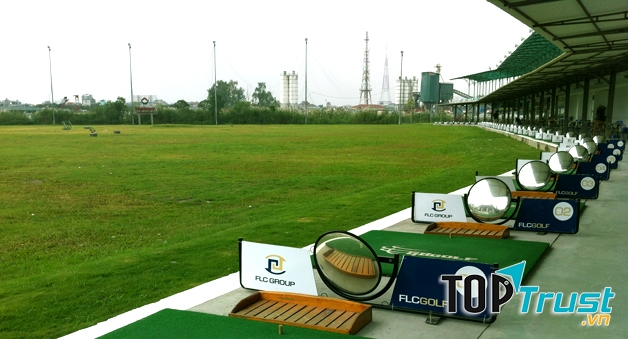 Sân tập golf FLC Golfnet 2