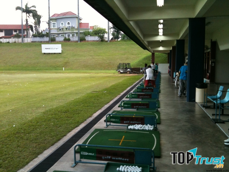 Sân tập golf Rạch Chiếc