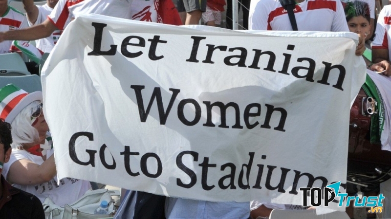 Sân vận động thể thao Iran - địa điểm ban hành lệnh cấm với phụ nữ