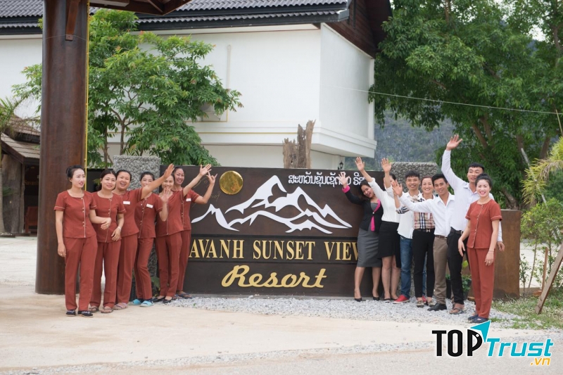 Savanh Sunset View Resort