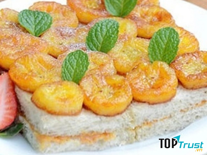 Sandwich cuộn chuối bơ đậu phồng