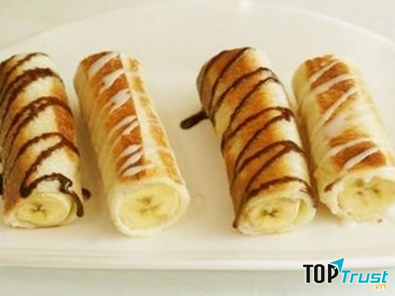 Sandwich cuộn chuối bơ đậu phồng
