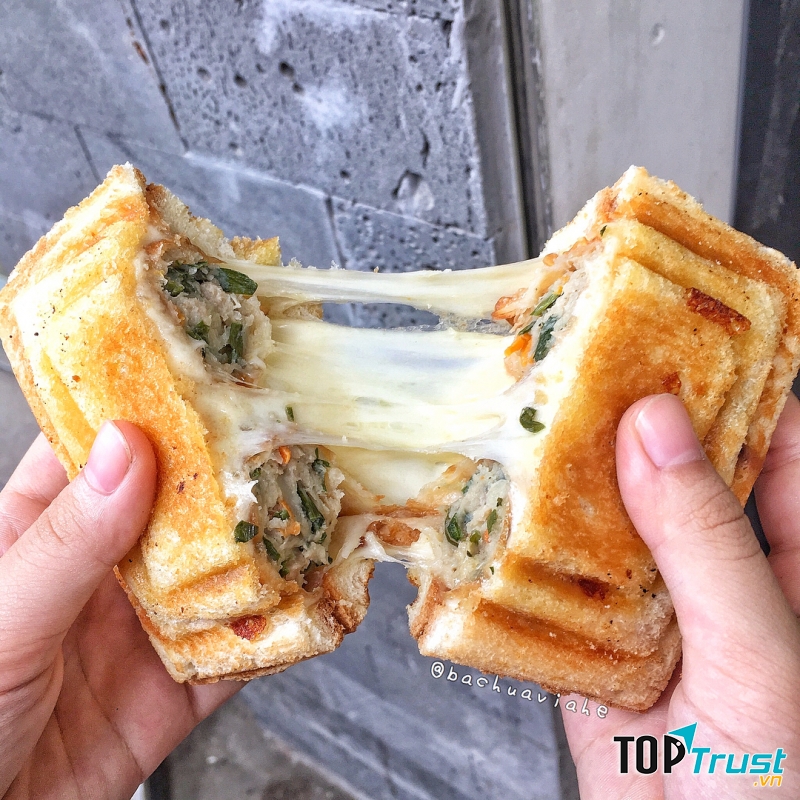 Sandwich Mandu cheese - Mochio Tea