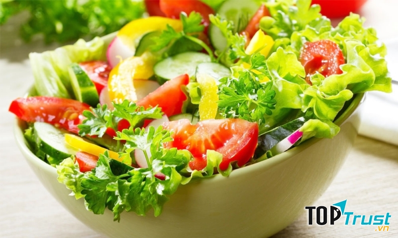 Có thể tận dụng thức ăn thừa làm salat.