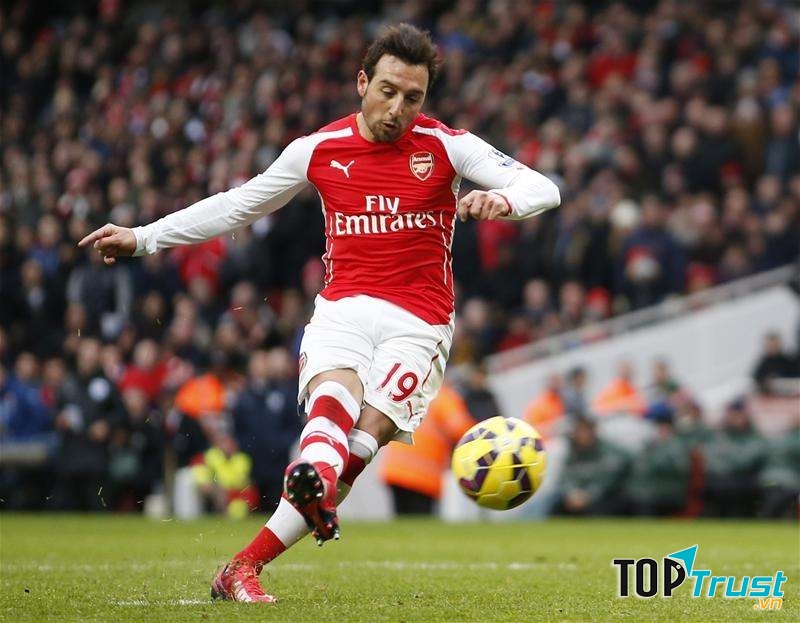 Cazorla sử dụng đều cả hai chân