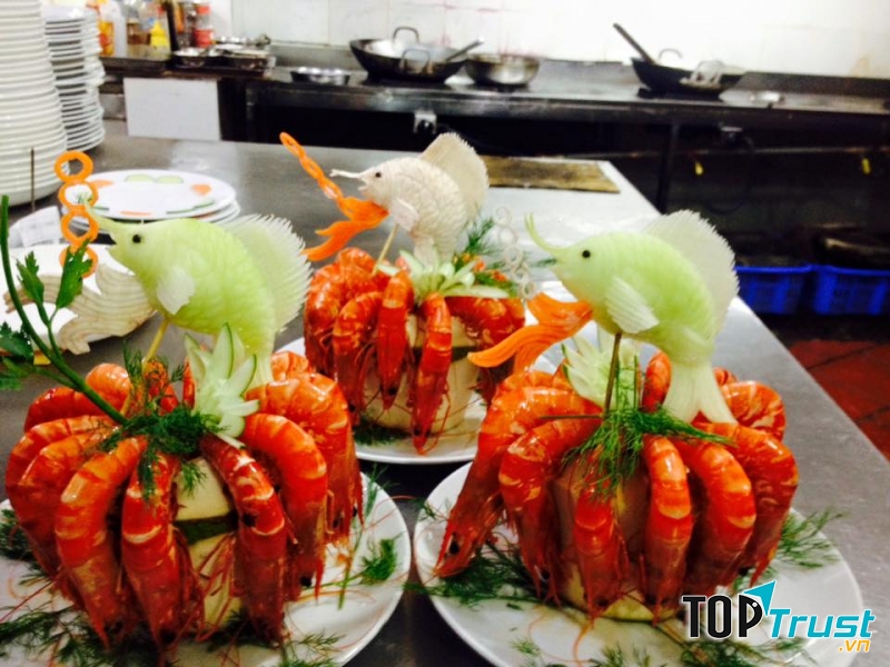 Món ăn tại nhà hàng