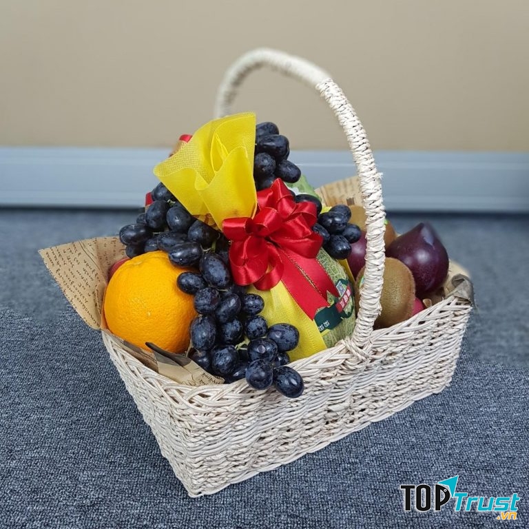 Giỏ hoa quả tại Sarimi Vietnam