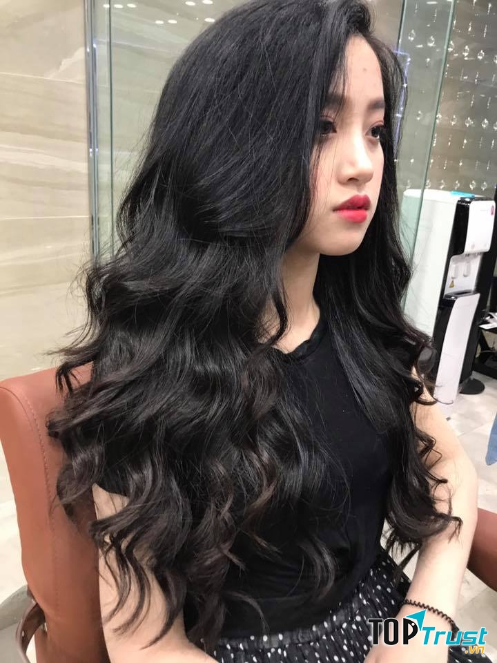 Sáu Hair - Salon