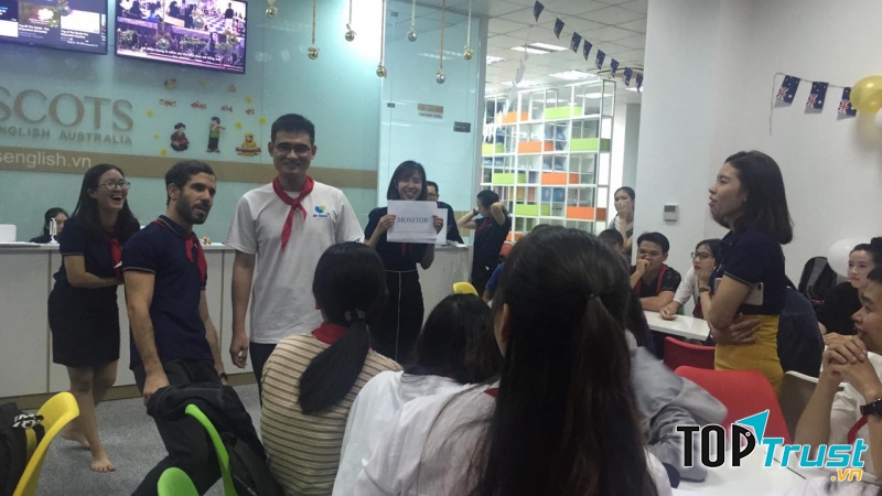 Lớp học Tiếng Anh tại Scots English