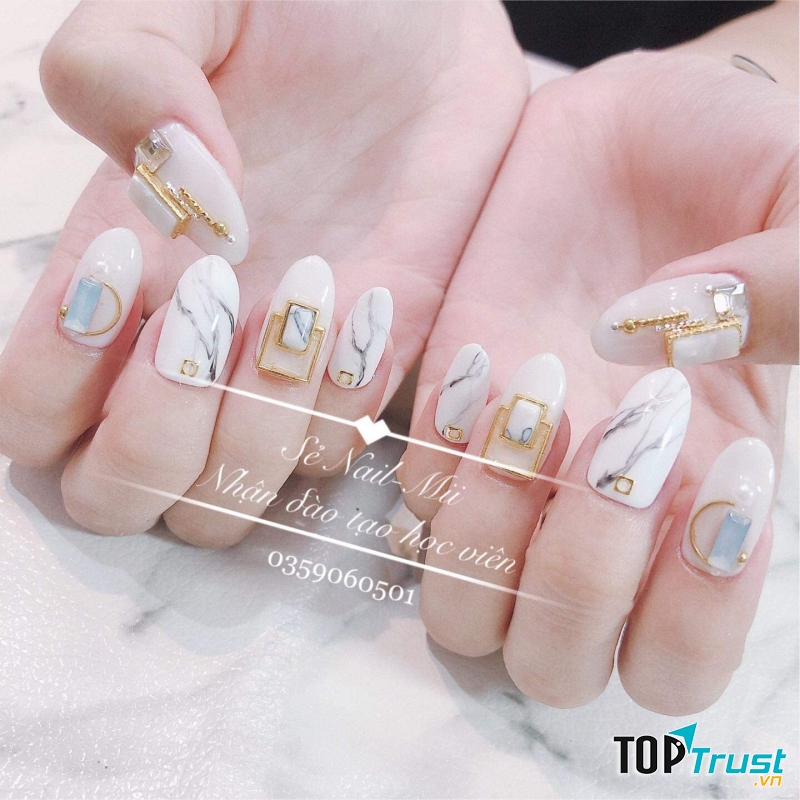 Những bộ nail xinh xinh