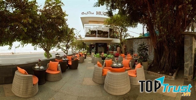 Sea Breeze Cafe